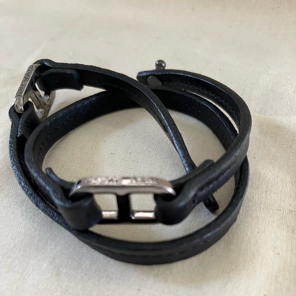 Tory Burch Triple Wrap Leather and Crystal bracelet - Picture 10 of 11